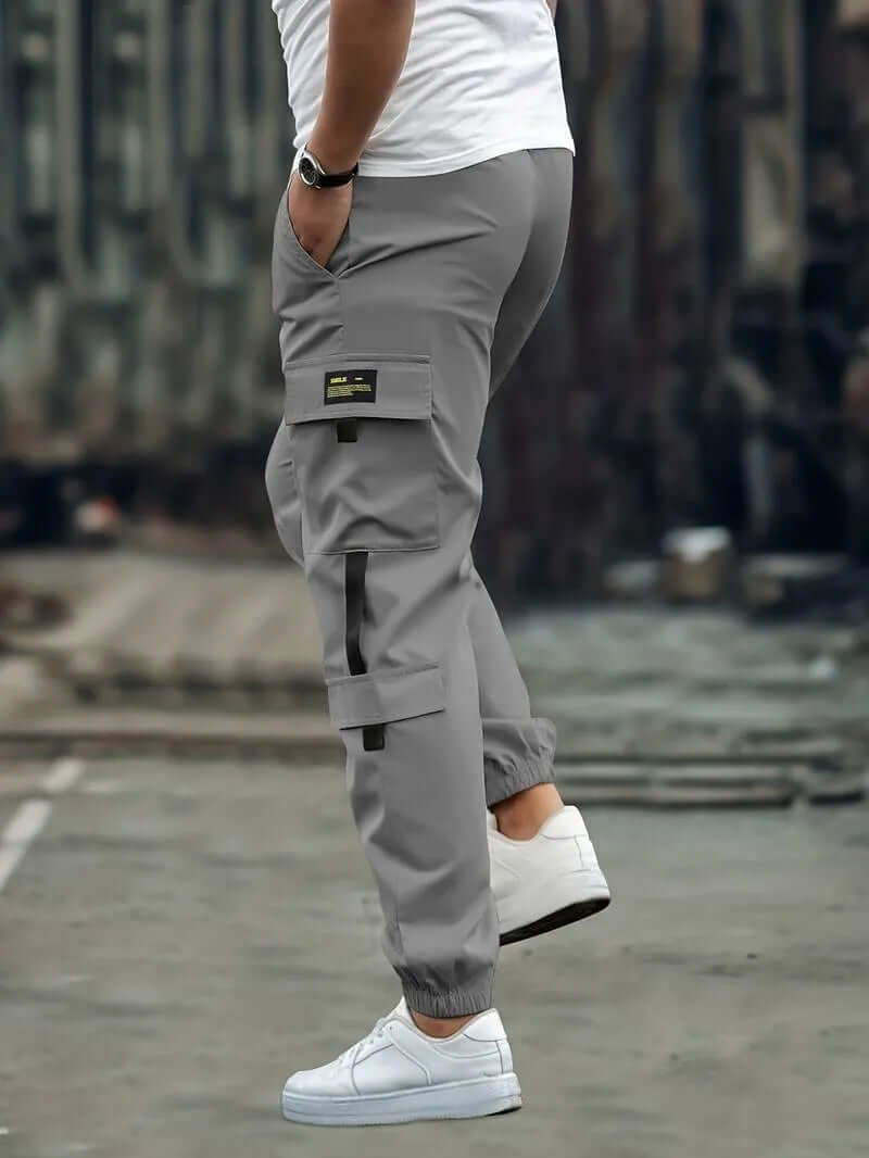 Men's Relaxed Fit Cargo Joggers with Drawstring