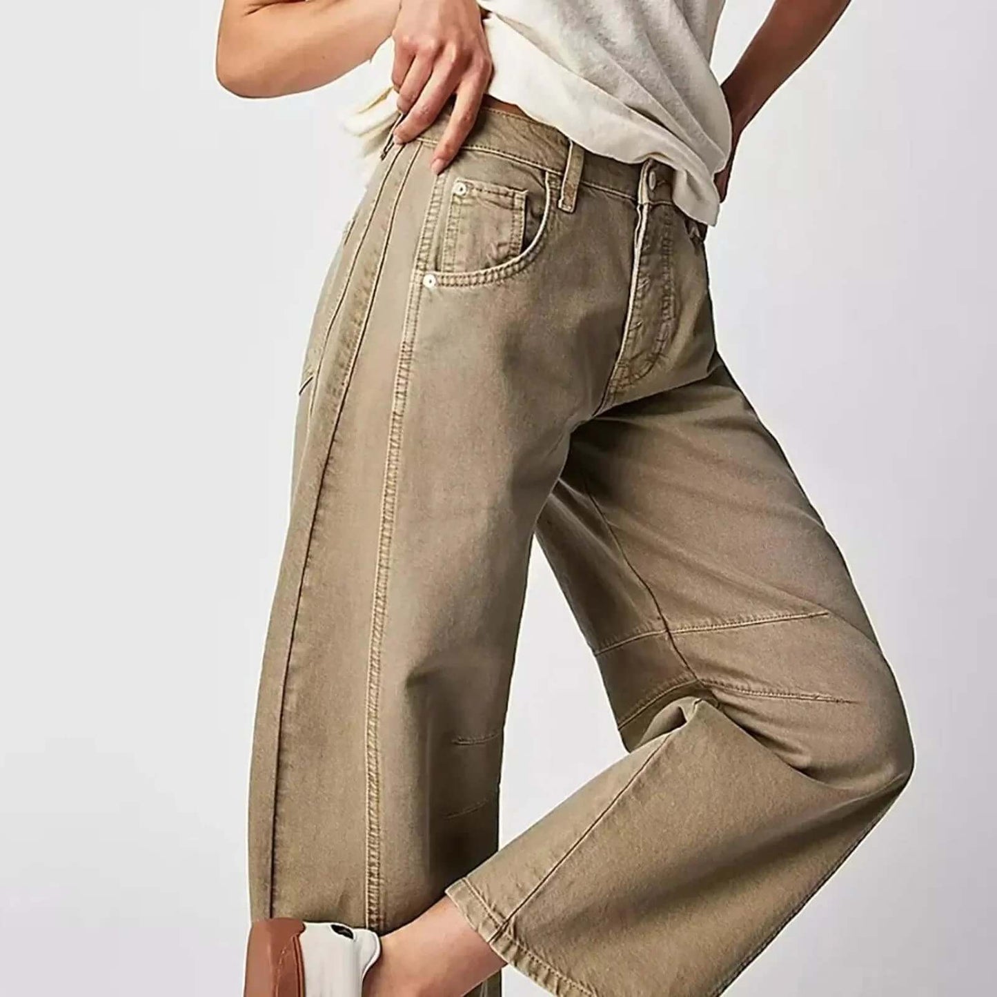 Women's Wide Leg High-Waisted Jeans
