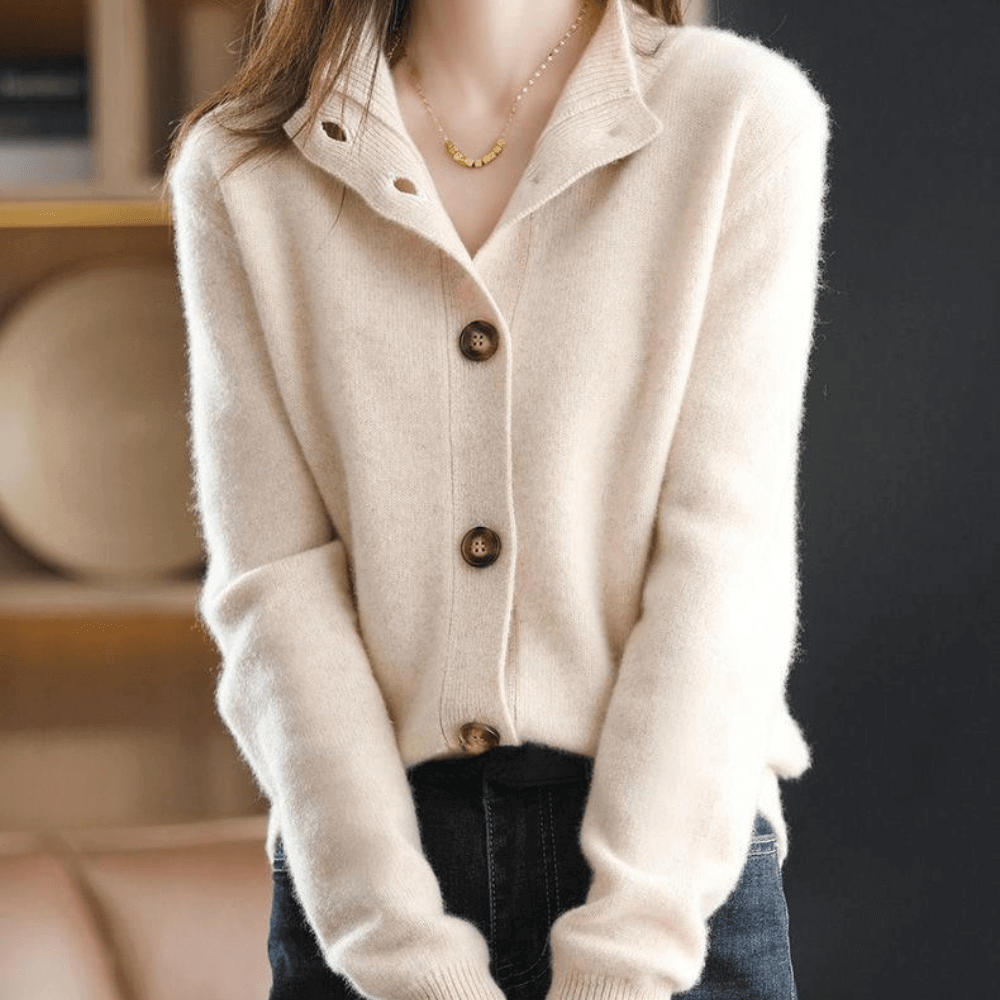 Elegant Women's Cashmere Cardigan