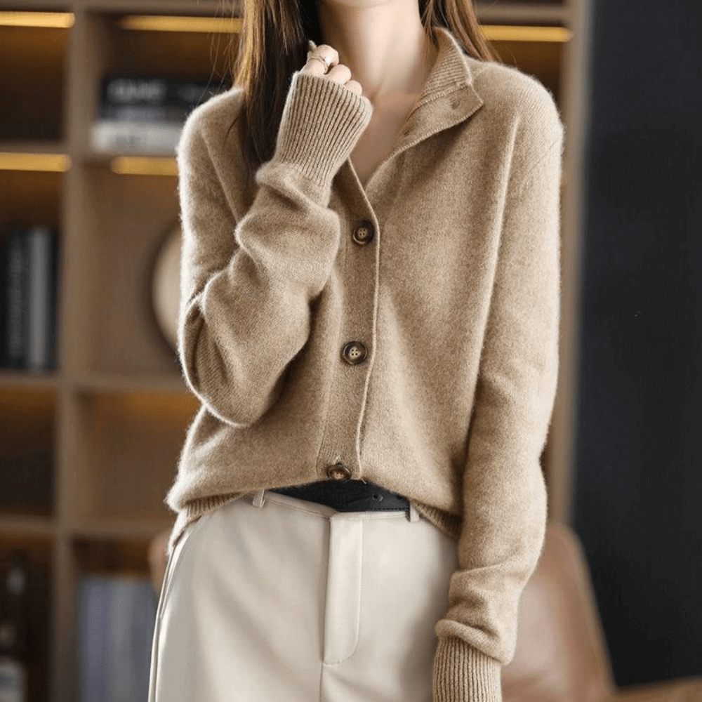 Elegant Women's Cashmere Cardigan
