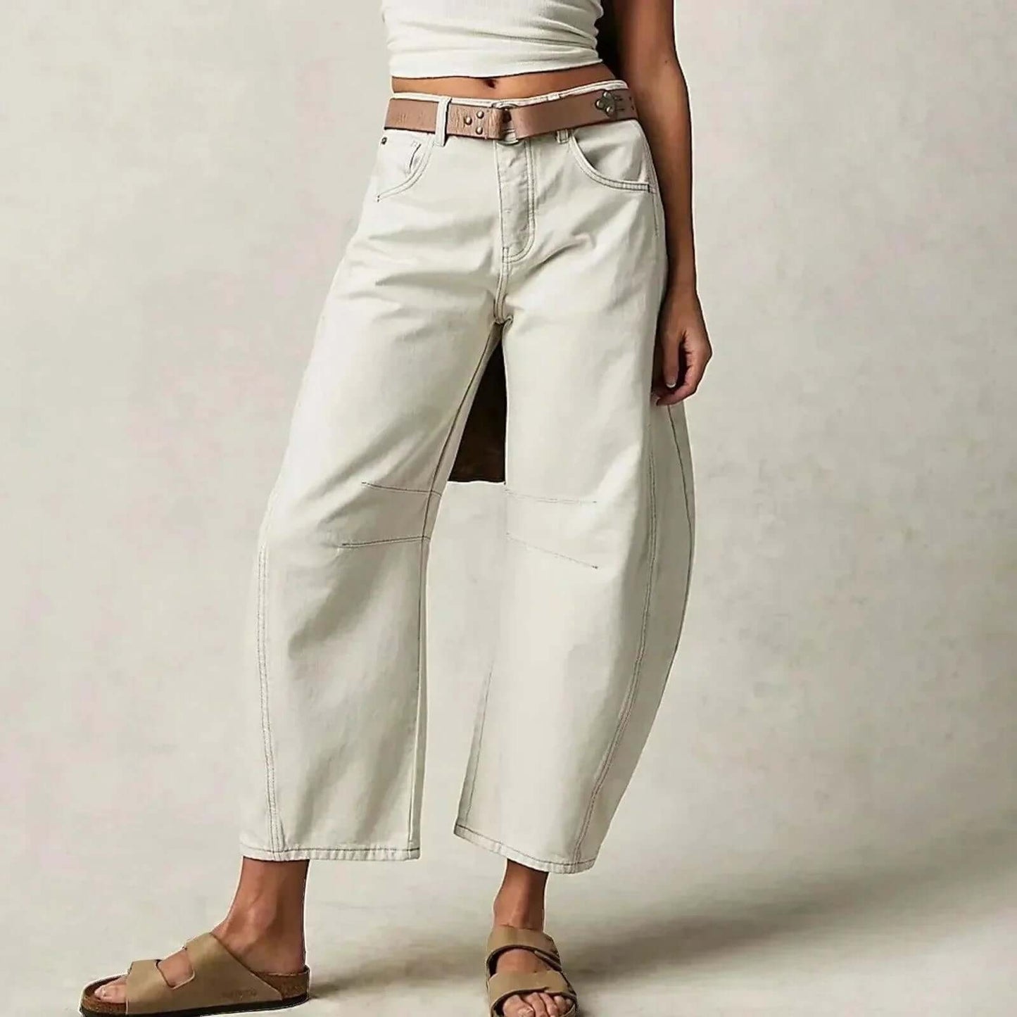 Women's Wide Leg High-Waisted Jeans