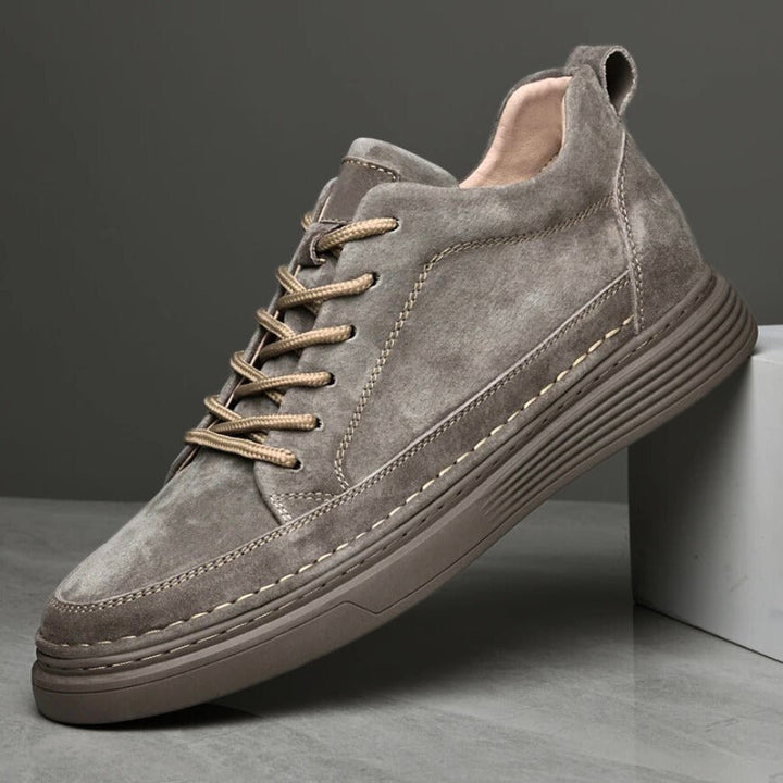 Elegant men's khaki leather sneakers - casual/smart casual footwear with sleek design and versatile styling.