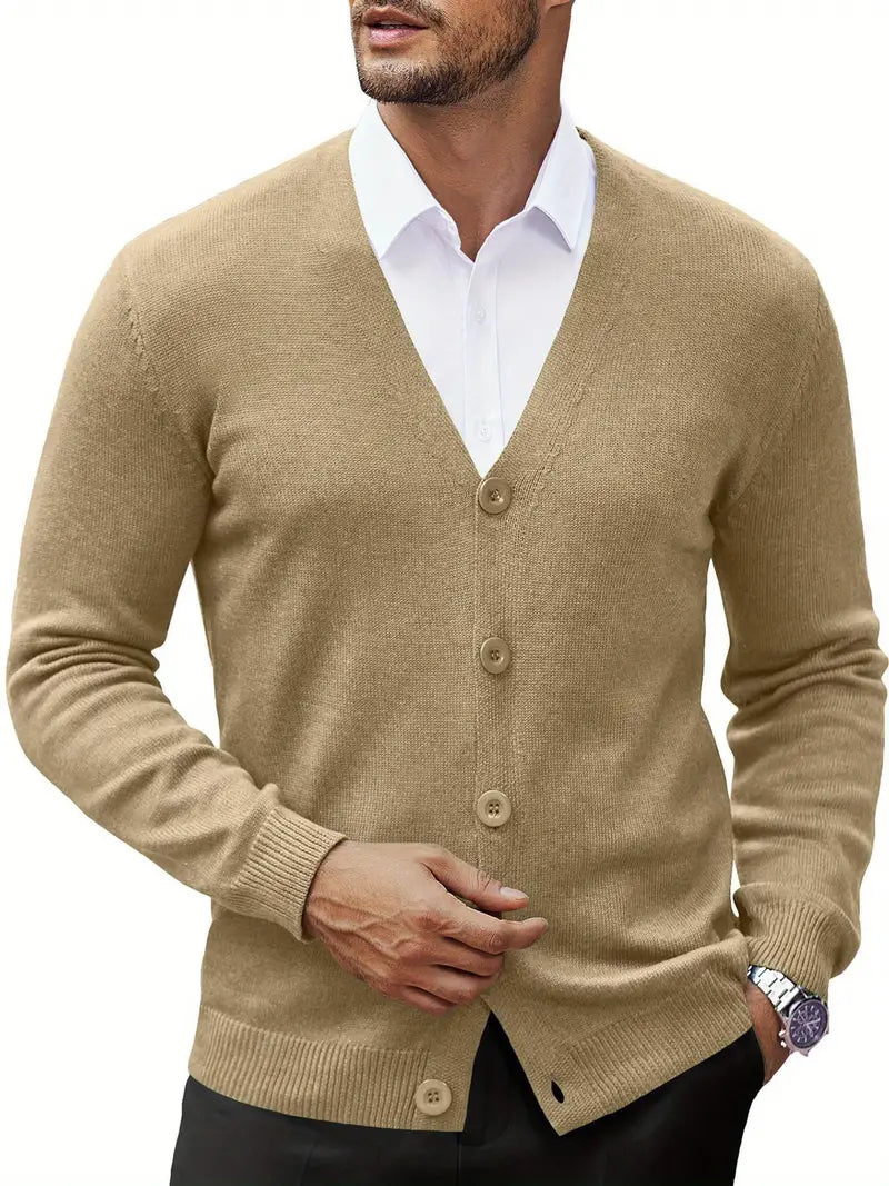 "Men's classic cardigan sweater in light grey, showcasing a soft fabric and timeless design, ideal for casual and semi-formal