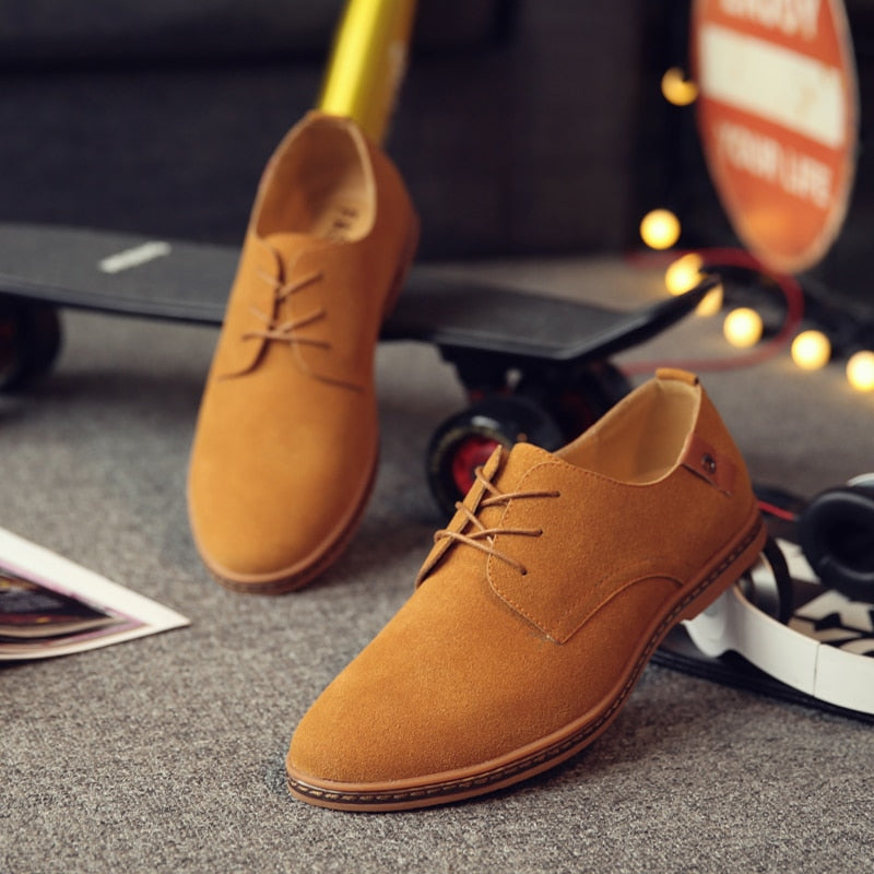 "Men's classic suede Oxford shoes, elegant design for versatility, perfect for formal and casual occasions."