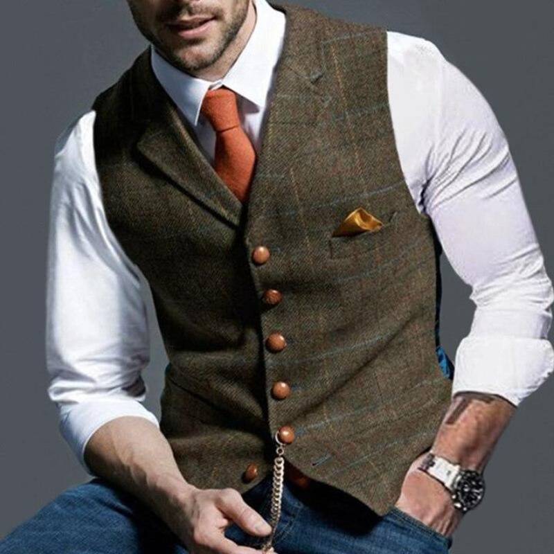 Men's elegant formal vest, classic colors, sleek design, perfect for business and formal events, versatile sophistication.