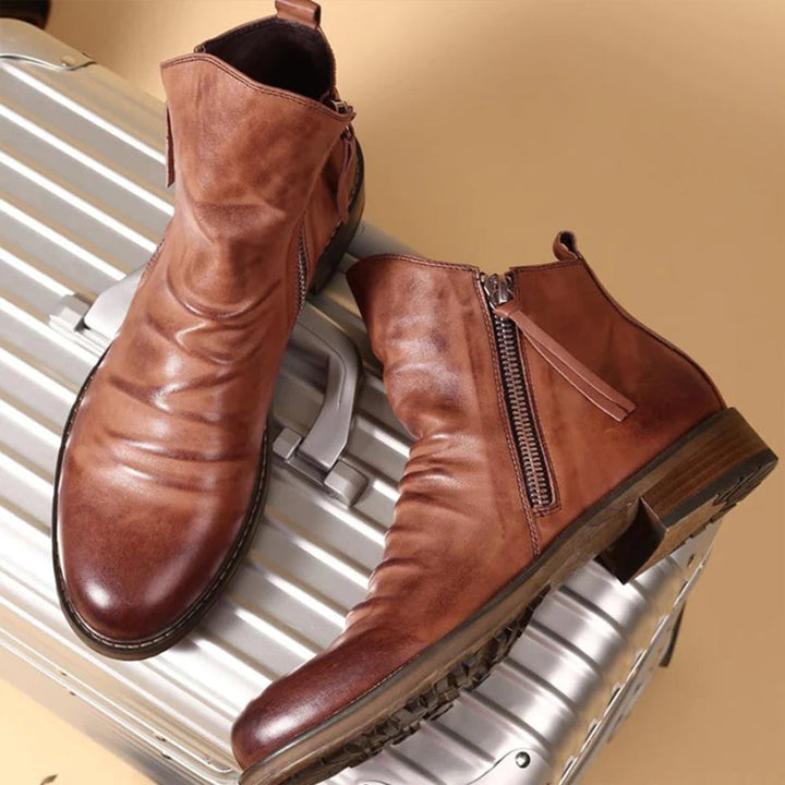 Men's fashionable zipper boots in brown with sleek design, side zipper closure, suitable for all seasons, ideal for men.