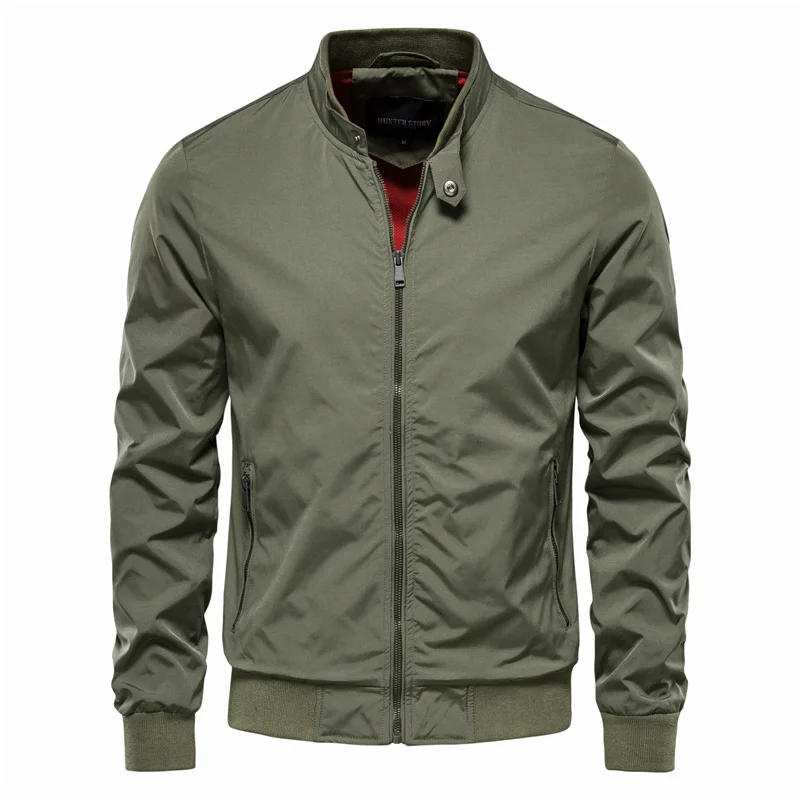 Men's sporty lightweight bomber jacket in breathable fabric, modern athletic fit, perfect for casual, spring, and summer wear