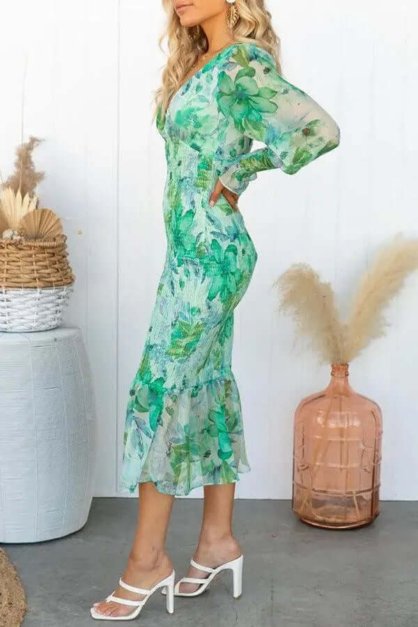 Women's Fitted Midi Dress with Puff Sleeves