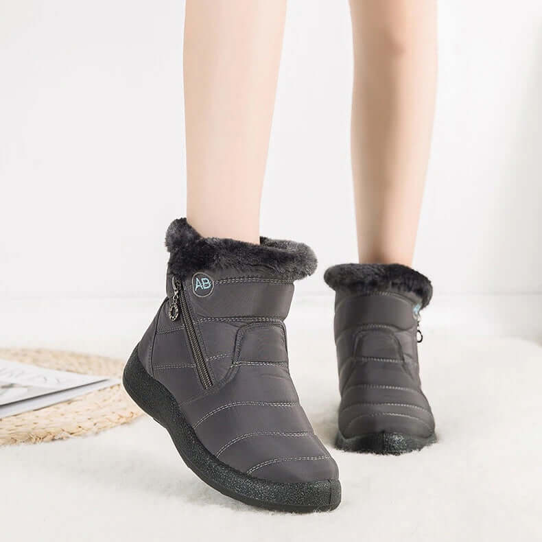 Women's Warm Winter Snow Boots with Fur Trim