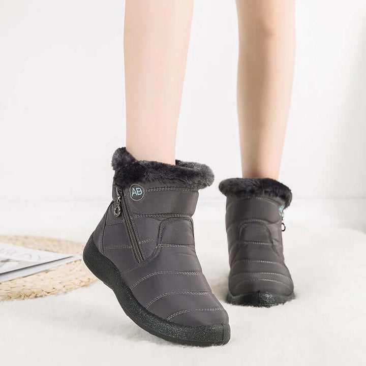 Women's Warm Winter Snow Boots with Fur Trim
