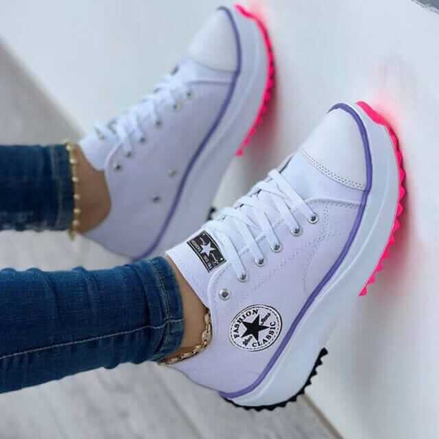 Women's Breathable Canvas Lace-Up Sneakers
