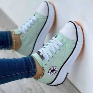 Women's Breathable Canvas Lace-Up Sneakers