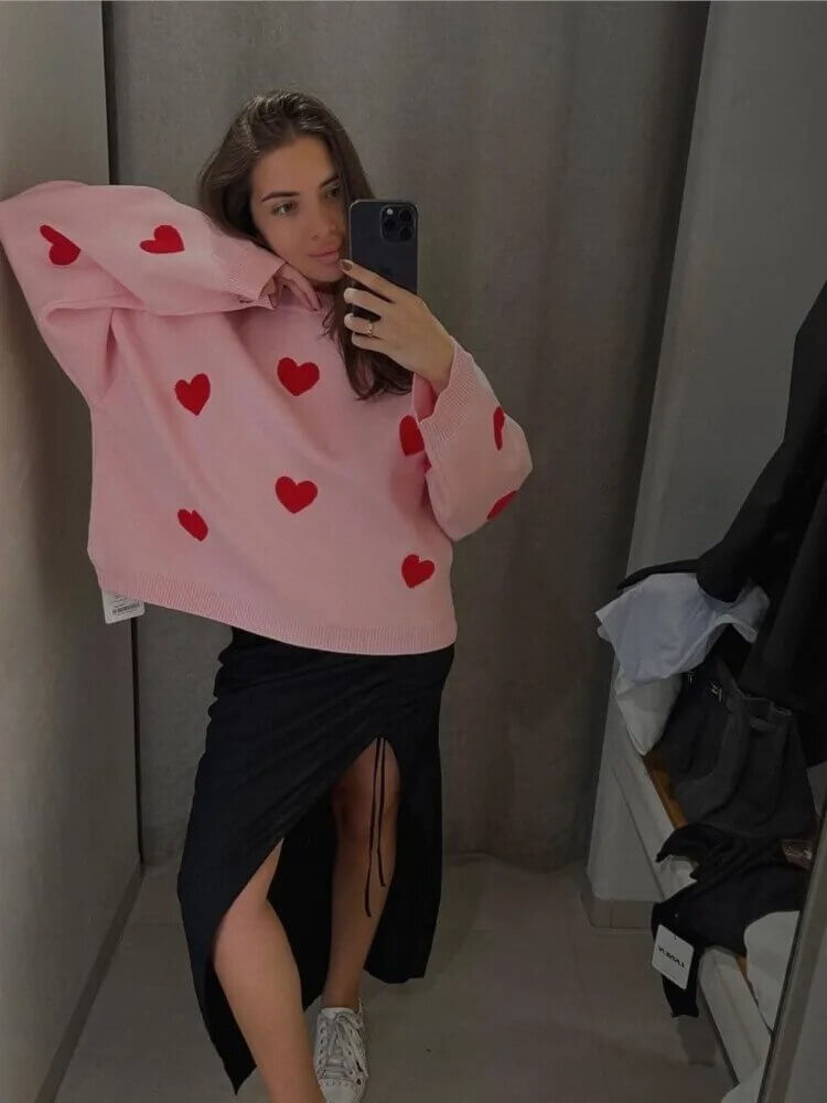 Women's Loose Fit Heart Print Sweater