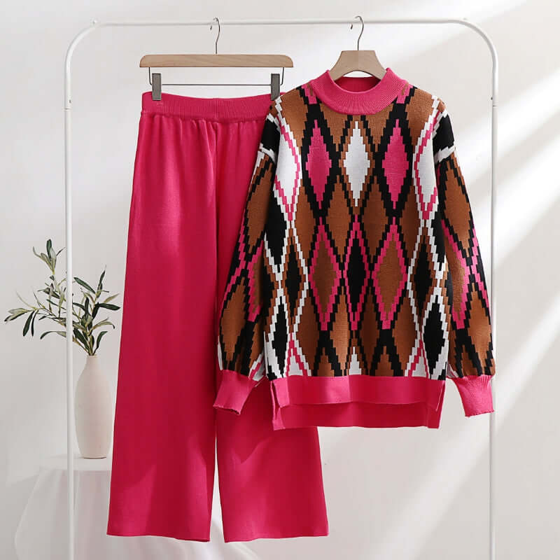 Mosaic Print Two-Piece Set - Women's Cropped Top & Pants