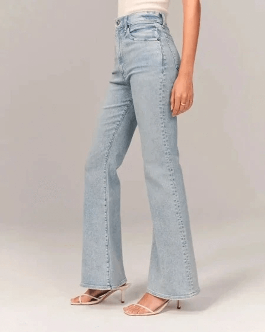 Women's Flared High-Waisted Jeans