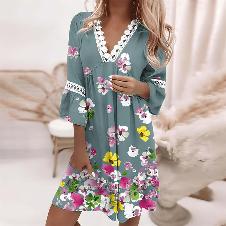 Flowy Sleeveless Midi Dress for Special Occasions