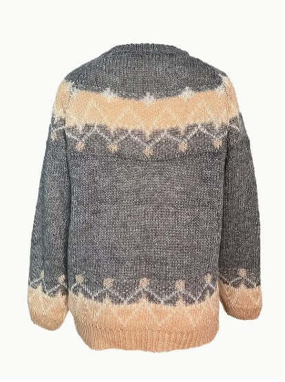 Women's Elegant Knitted Round Neck Sweater
