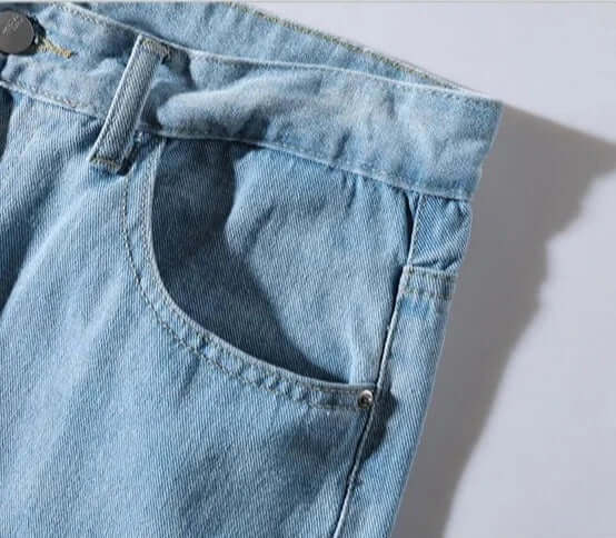Men's Relaxed Fit Straight Leg Jeans