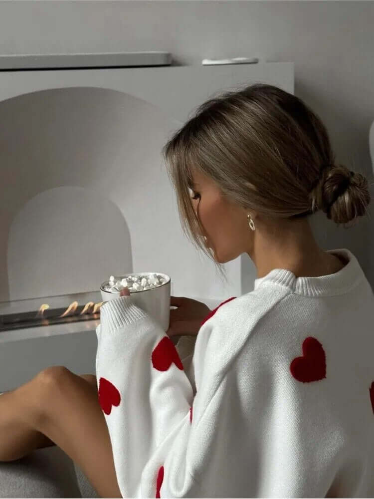 Women's Loose Fit Heart Print Sweater