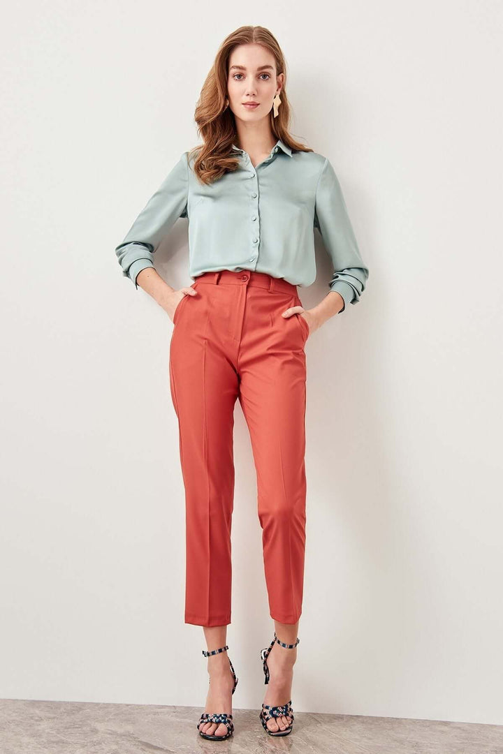 Women's High-Waisted Relaxed Fit Trousers