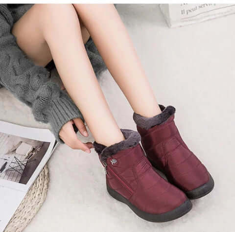 Women's Warm Winter Snow Boots with Fur Trim