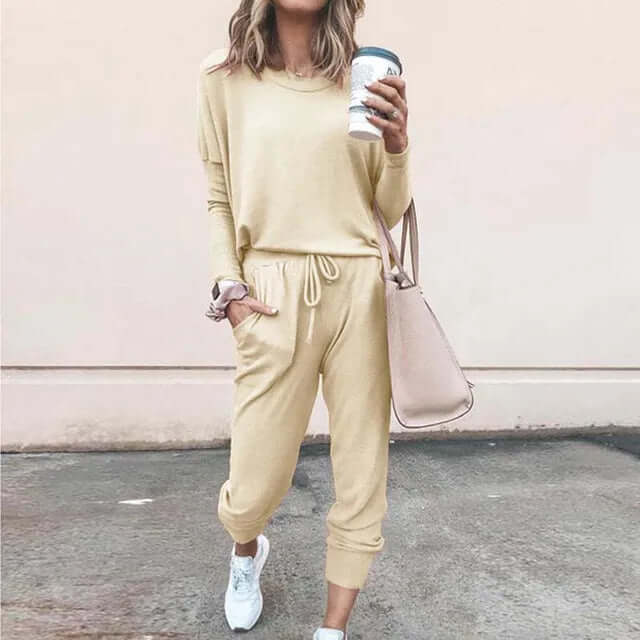 Women's Loose Tracksuit Set for Casual Comfort