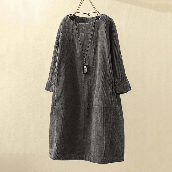 Women's Retro Dress with Timeless Elegant Design