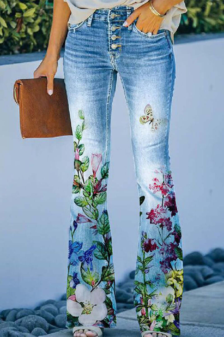 Women's Floral Embroidered Pocket Regular Fit Jeans