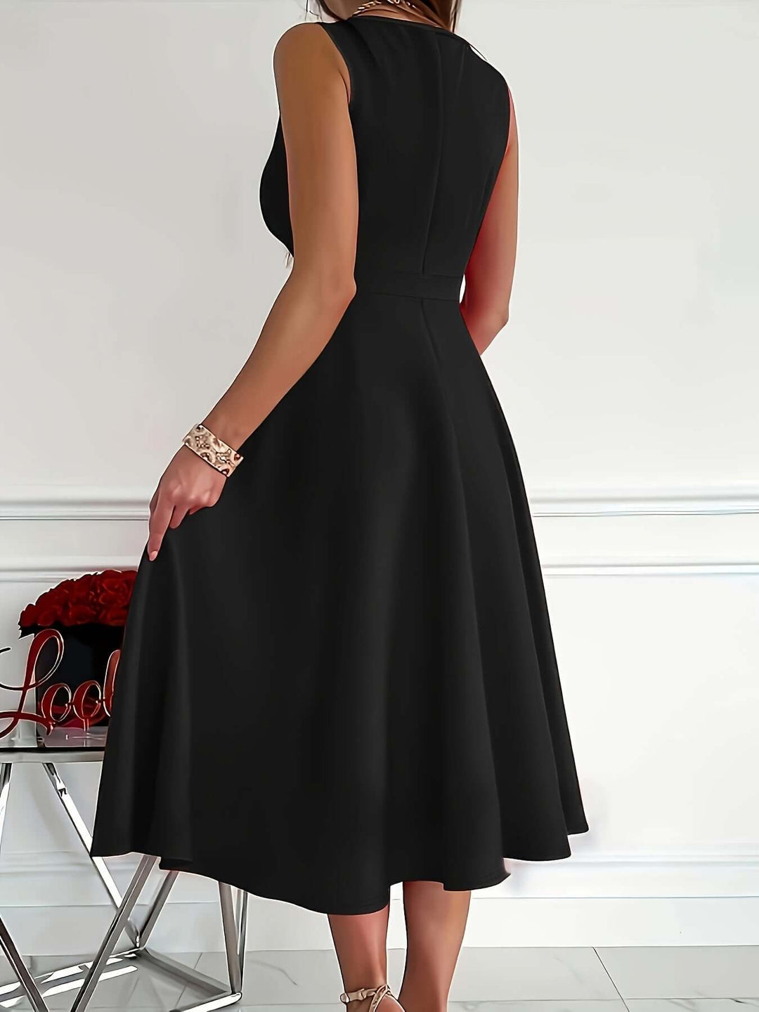 Women's Elegant V-Neck Midi Dress