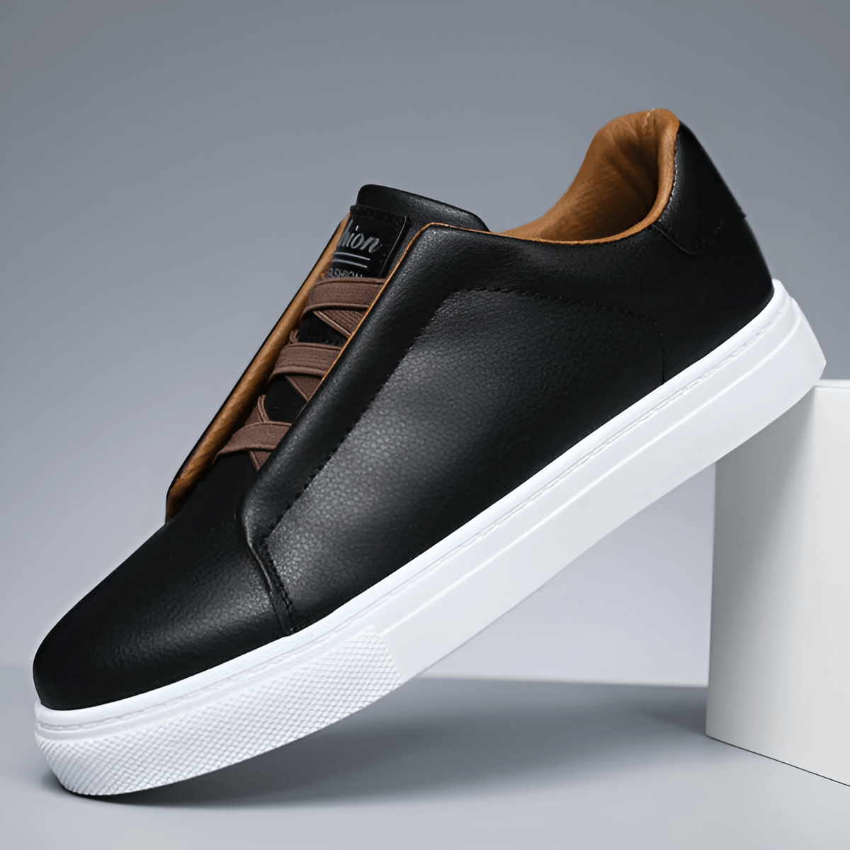 Men's Classic Court Trainers