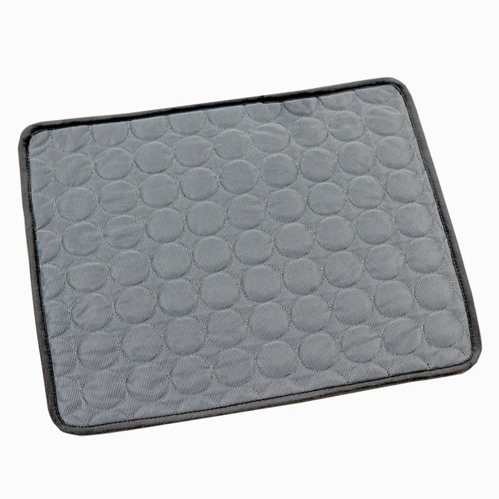 "Breathable cooling mat for pets with plush fabric, ideal for dogs & cats. Ensures comfort and heat relief during hot days."