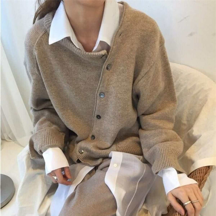Elegant Women's Cashmere Blend Cardigan
