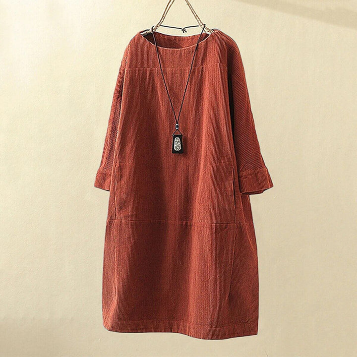 Women's Retro Dress with Timeless Elegant Design