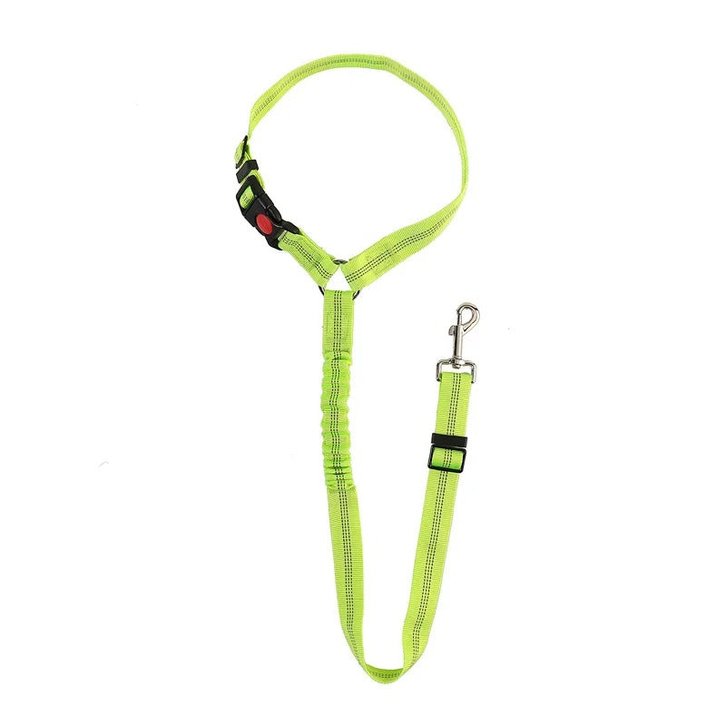 Dog car safety belt, adjustable with 360-degree swivel clip, black color, fits all car types, ensures pet comfort and securit