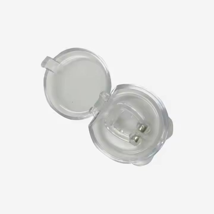 NightBreeze Magnetic Anti-Snoring Nose Clip - Effective Aid for Men & Women