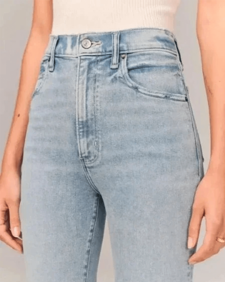 Women's Flared High-Waisted Jeans
