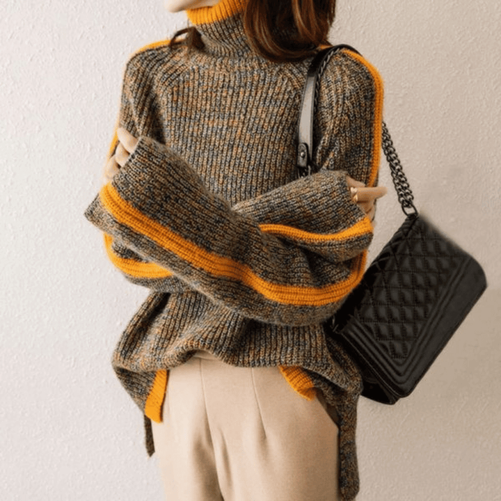 Women's Oversized Knitted Turtleneck Sweater