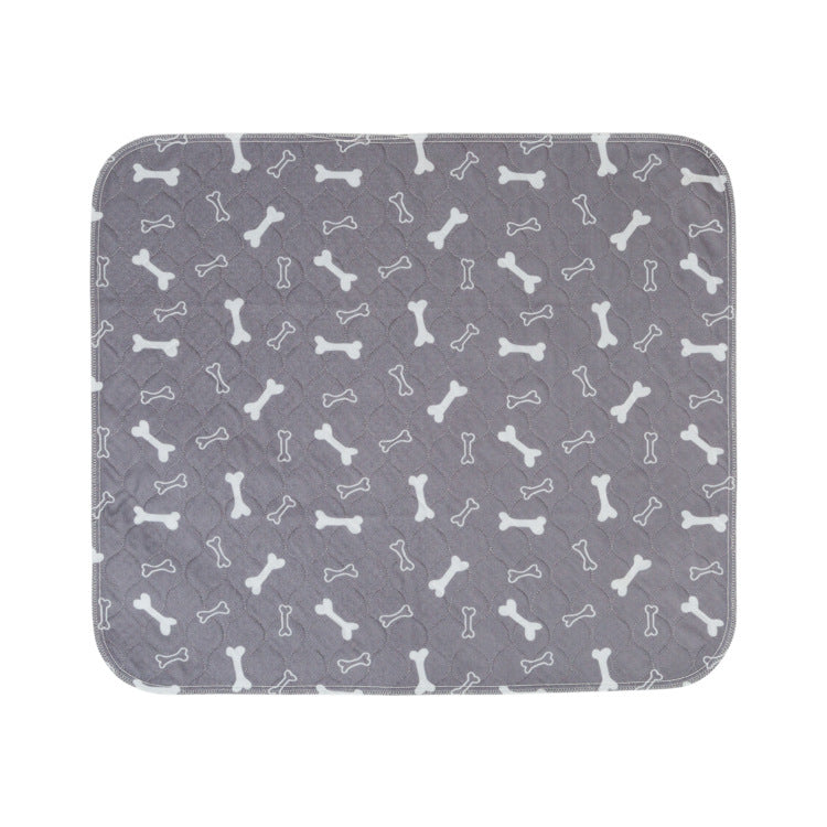 "Eco-friendly Pipi Pad for dogs, super absorbent, reusable, and durable, ensures a clean home with soft, sturdy design."