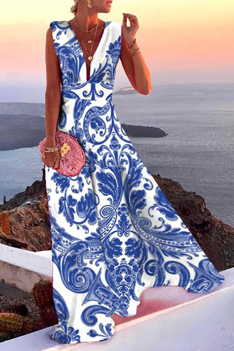 Elegant women's flowy summer dress with chic style, perfect for casual outings or beachside walks, in lightweight fabric.