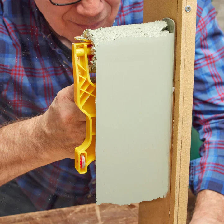 "Ergonomic corner edge paint roller with precision guide for crisp lines, featuring a comfortable handle for DIY painting."