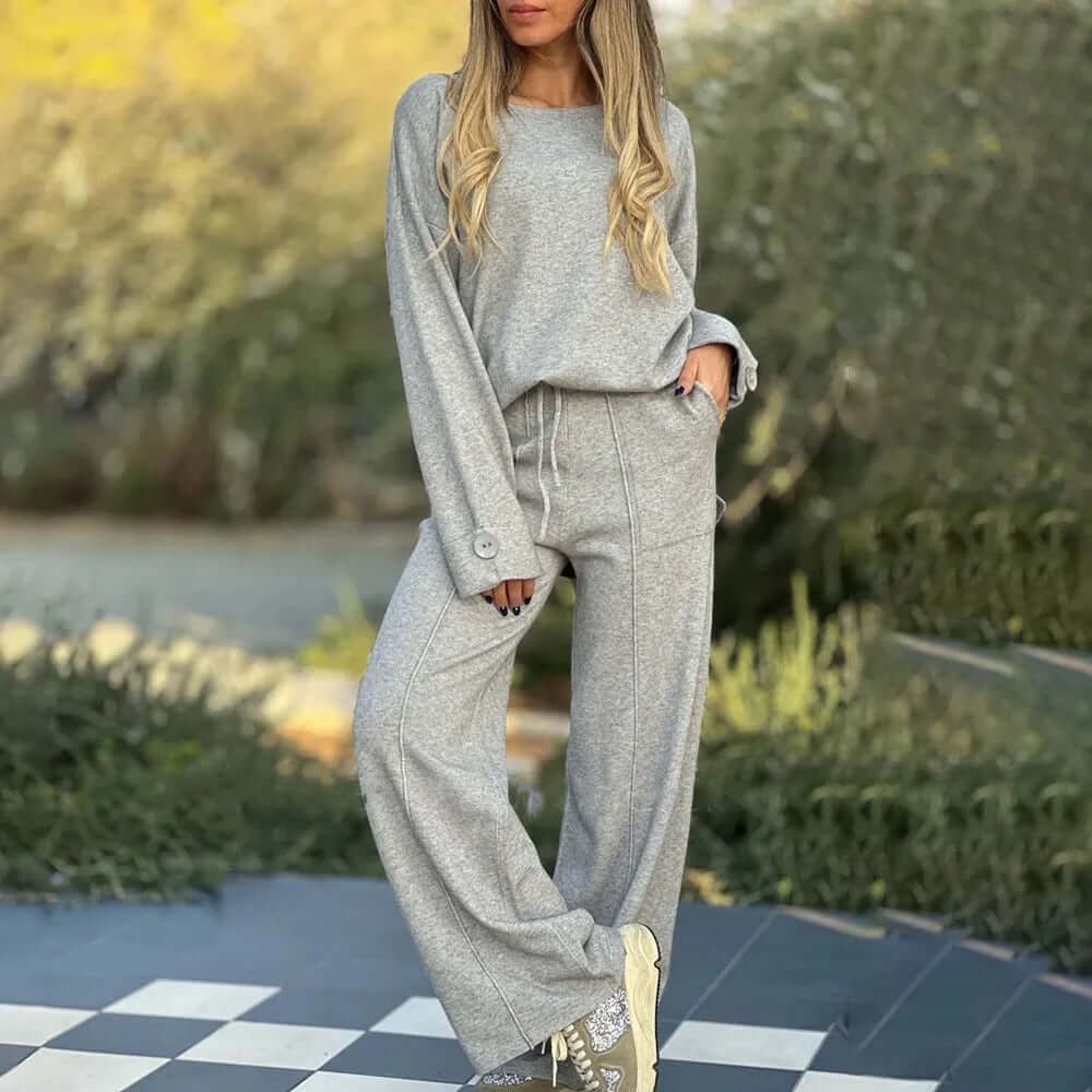 Women's Two-Piece Set - Breathable & Elegant
