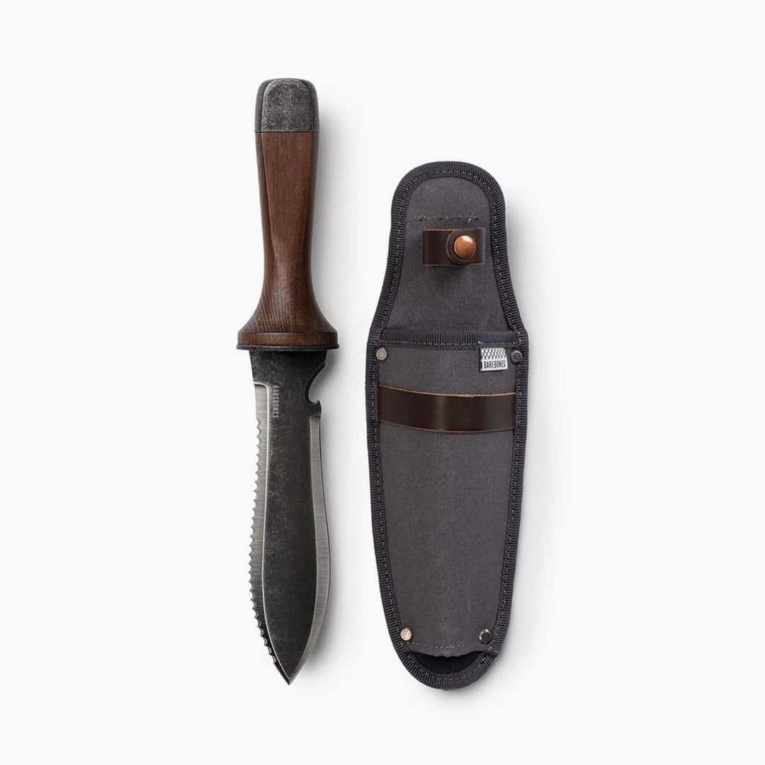 "Hori Hori garden knife with walnut handle and rust-resistant steel blade, perfect for outdoor tasks like digging and cutting