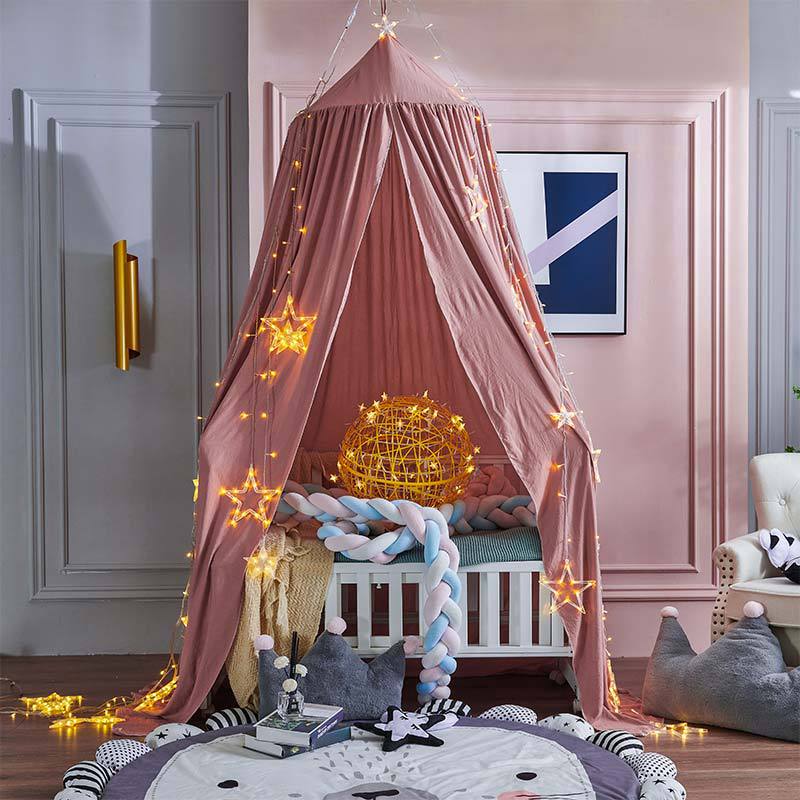 "Light green children's blackout bed canopy; elegant polyester fabric; blocks light; ideal for cribs, creating a cozy vibe."
