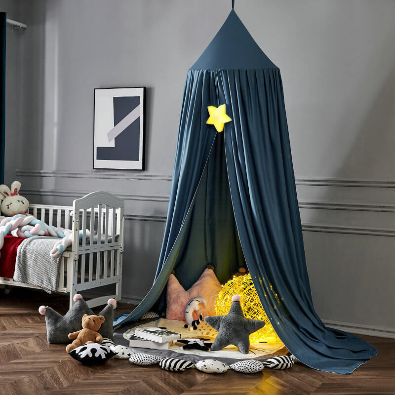 "Light green children's blackout bed canopy; elegant polyester fabric; blocks light; ideal for cribs, creating a cozy vibe."