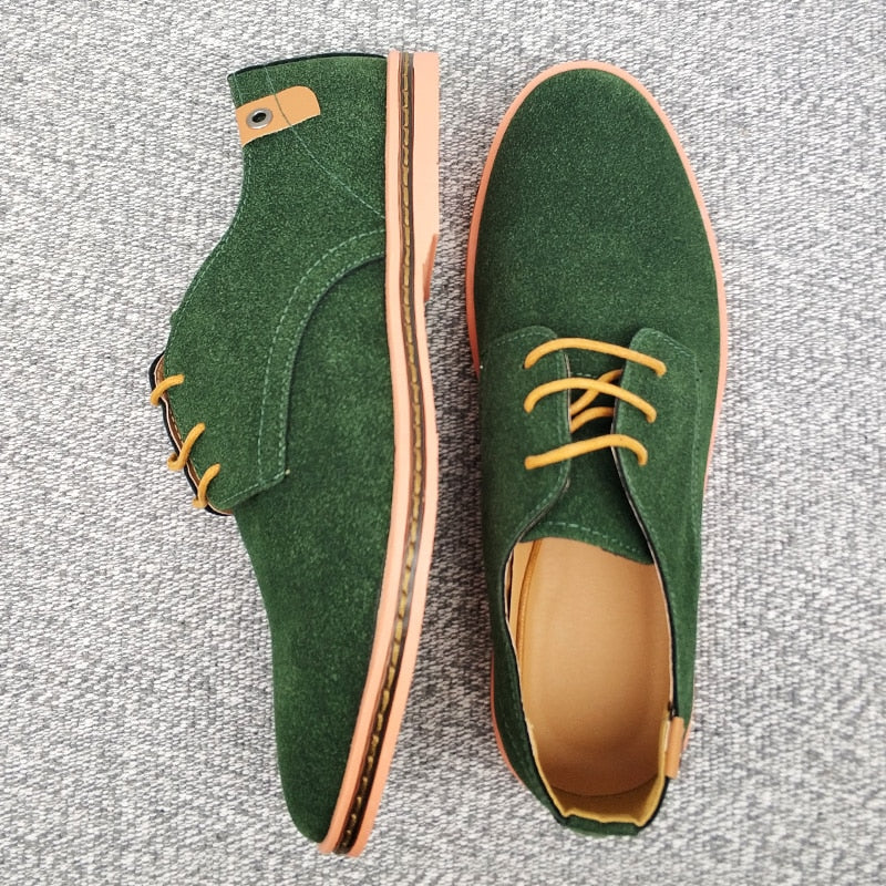 "Men's classic suede Oxford shoes, elegant design for versatility, perfect for formal and casual occasions."