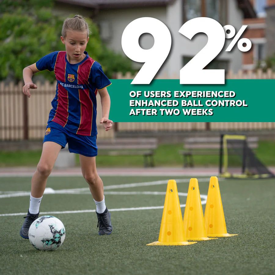 Men's football training mat, anti-slip, compact 90x60cm, with video program, ideal for home skill enhancement sessions.