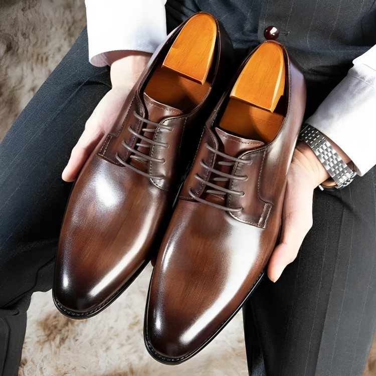 "Men's genuine leather dress shoes, Elithro Series, with premium craftsmanship and elegant, sophisticated design."