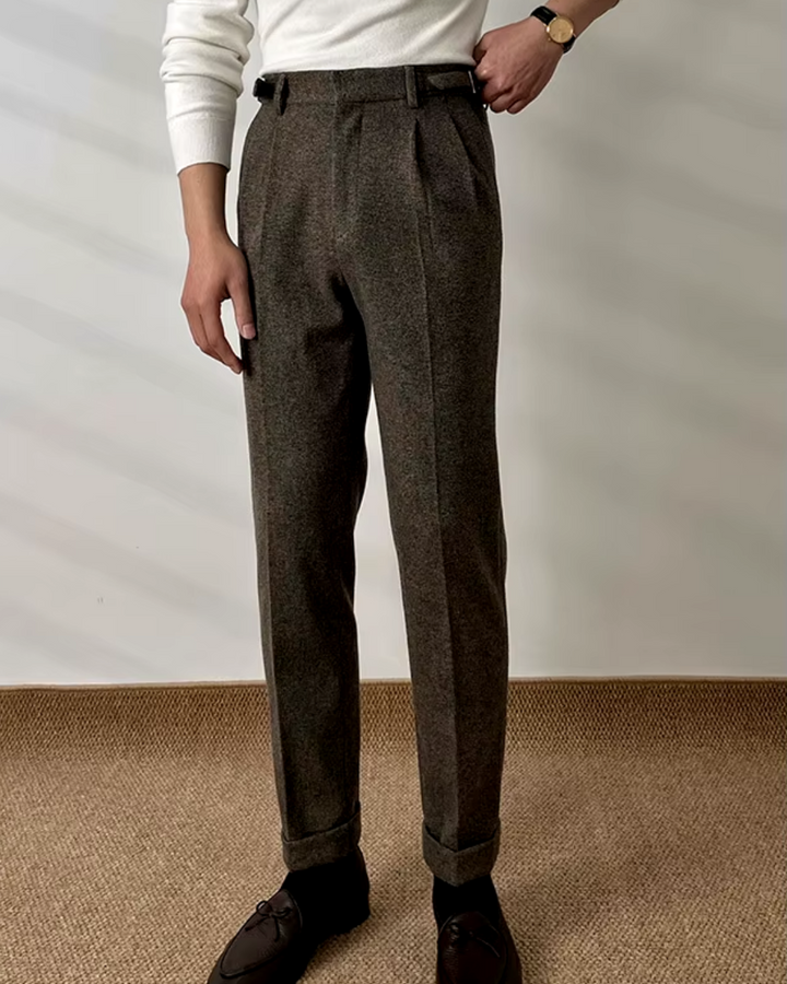 "Men's tailored brown wool-blend vintage-fit trousers, slim straight-leg, high-waisted with pleats, ideal for elegance and co