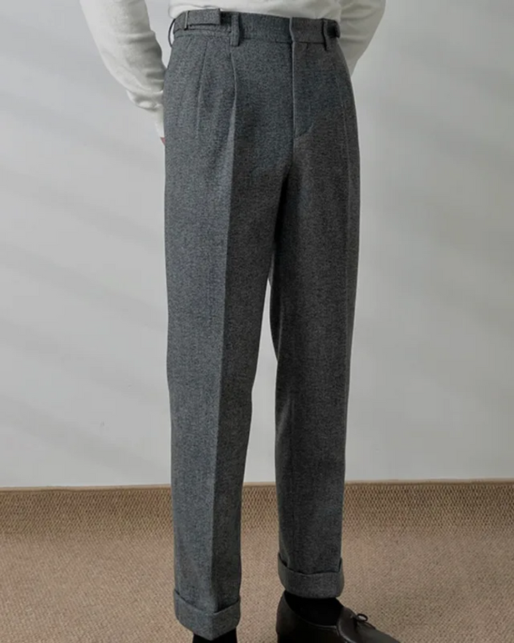"Men's tailored brown wool-blend vintage-fit trousers, slim straight-leg, high-waisted with pleats, ideal for elegance and co