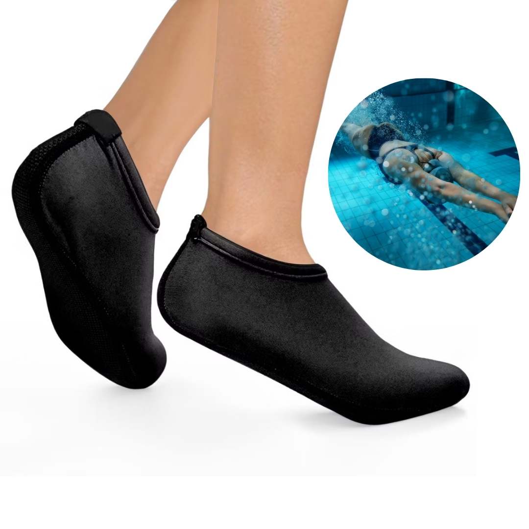 "Men's water-resistant swimming shoes with non-slip soles, lightweight design, ideal for pools and water sports."